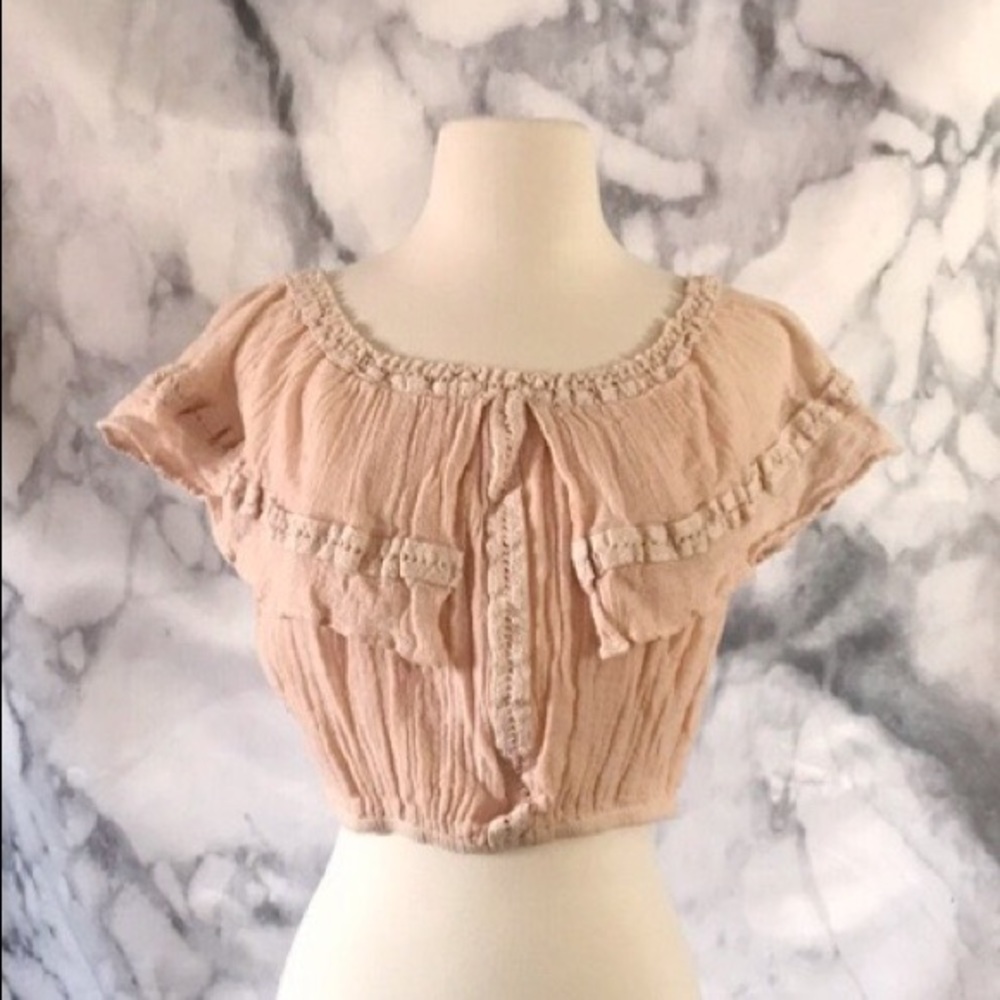 ✨HP✨ Jen’s Pirate Booty Flame Lily Crop Gauze Top - Picture 3 of 12
